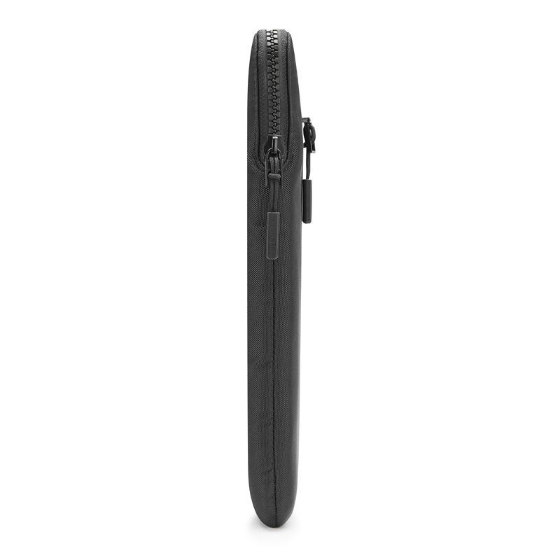 Husa de transport cu organizator Pipetto Classic pentru Macbook 15/16 inch, neagra (Ingredi, P058-109-15) by www.silkase.ro